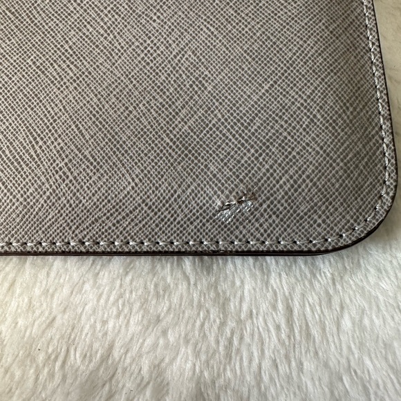 MICHAEL KORS Gray Saffiano Leather iPad Padded Sleeve /Pouch /Case /Cover - Picture 2 of 5